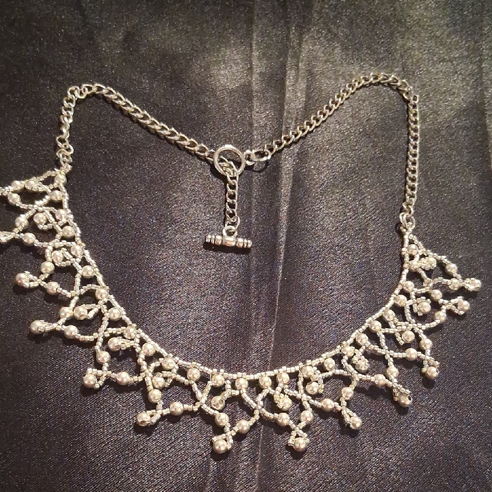 Silver Beaded Bib Collar Neclkace 18 In Long Necklace. With Toggle Clasp.